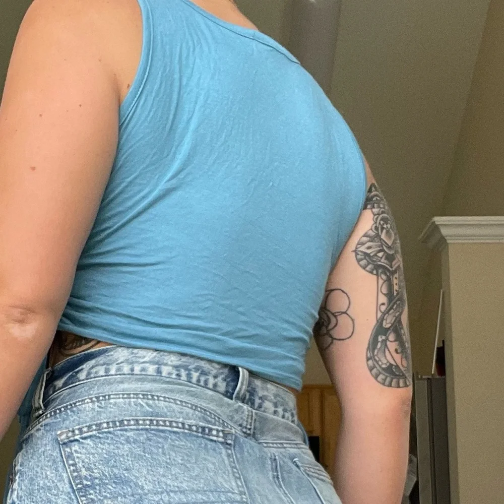 Tank Top - Picture 2 of 5